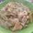 Fideos con salsa de pollo y verdeo