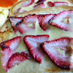 A picture of Fruit Toast.