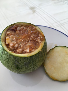 Una foto de Zapallitos rellenos hechos en España al estilo argentino 🥒🇦🇷