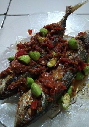 Foto resep Sambal balacan kembung pete limo