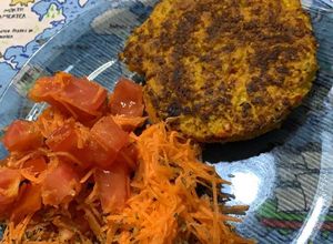 Una foto de Hamburguesa vegetariana de Mijo y zanahoria