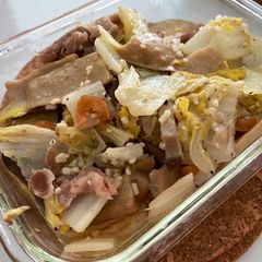 A picture of Braised cabbage with mushrooms and pork slices (Chap Chye).