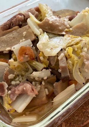 A picture of Braised cabbage with mushrooms and pork slices (Chap Chye).