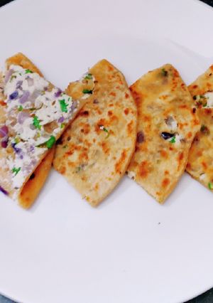 A picture of Paneer paratha.
