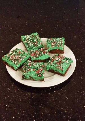 A picture of Fudge Brownies & White Chocolate Mint Whipped Cream.