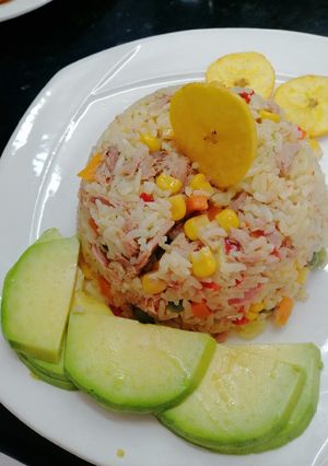 Una foto de Arroz de atún