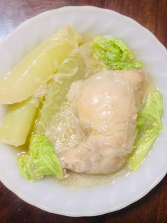 A picture of Chicken Tinola Soup with Misua.