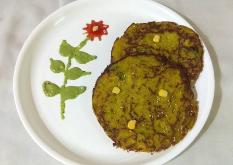 Corn spinach pan handvo