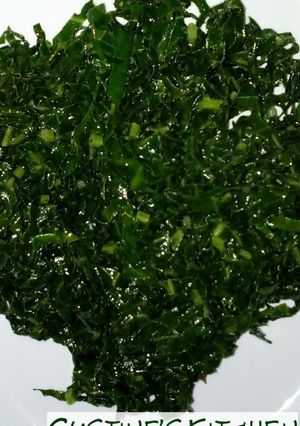 A picture of Sauteed kales.