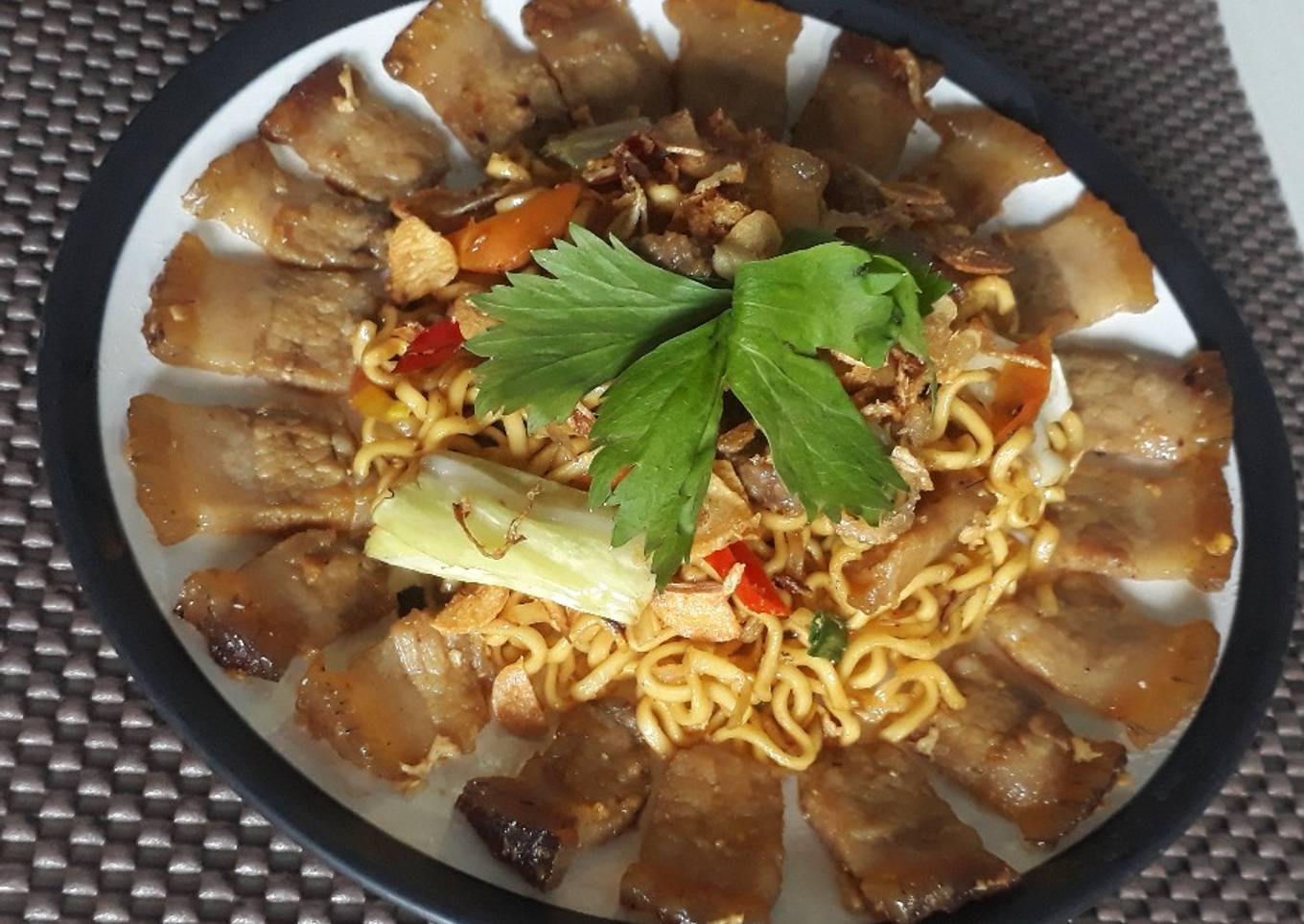 Mie Goreng Babi 🐷(non halal)
