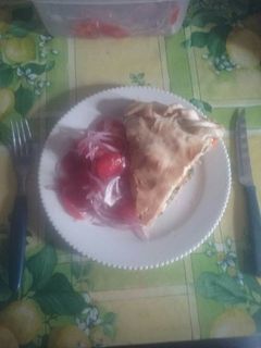 Una foto de Tarta de acelga con verduras, riquísima y fácil de hacer