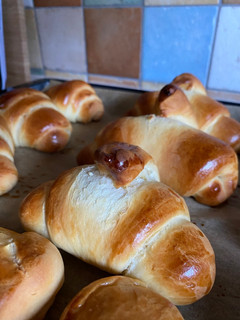 Fluffige Butterhörnchen 🥐 Rezepthauptbild
