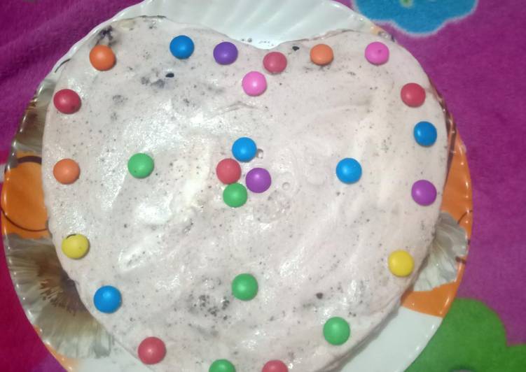 Ice cream And chocolate cake