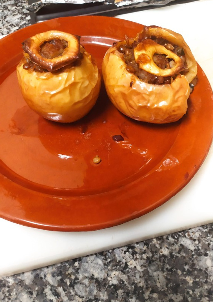Una foto de Manzana rellenas de lentejas!!!