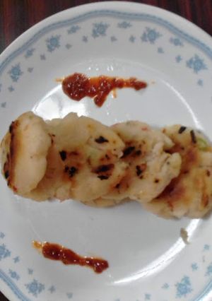 A picture of Riceflour  and  idli rava cutlets.