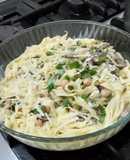 Tallarines caseros con salsa francesa