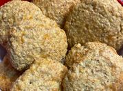 Una foto de pan de harina de almendras