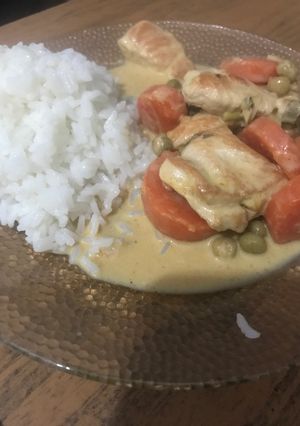 Una foto de Pollo a la crema