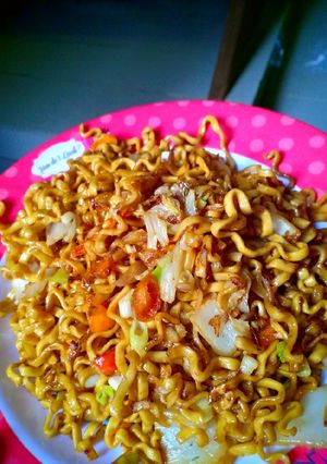 Resep Mie Goreng Burung Dara oleh Riska Pratiwi - Cookpad