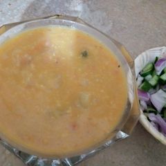 A picture of Lauki daal.