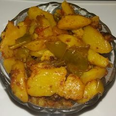 A picture of Aloo shimla mirch.