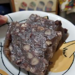 A picture of Chinese Red bean Pudding 紅豆糕.
