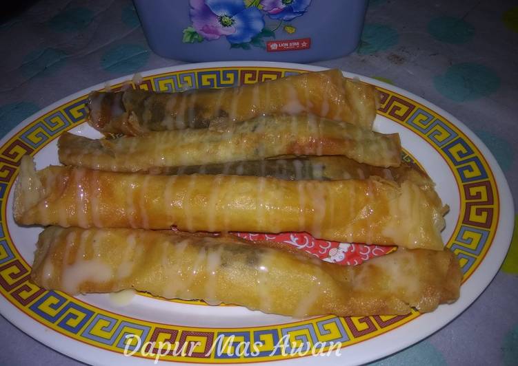 Piscok (pisang coklat)