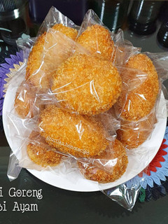 Foto resep Roti goreng isi Ayam ala me 🥰