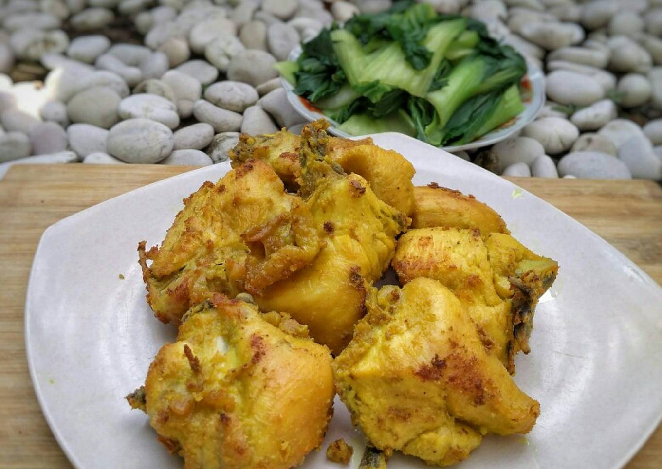Ayam Goreng Ungkep Santan
