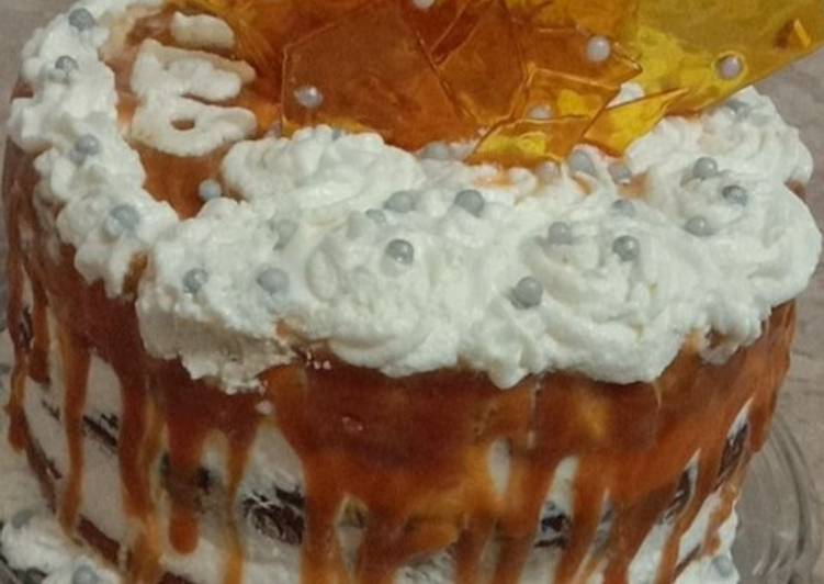 Recipe of Homemade Caramel Crunch Cake