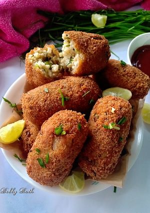 A picture of Green garlic pulao croquettes in Spanish style.
