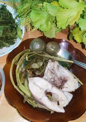 รูปของ ปลาทับทิมนึ่ง ผักรวม กินกับแจ๋วมะกอก