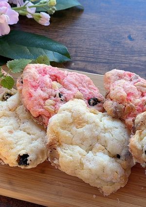 A picture of Crispy Cream Cheese Cookies.