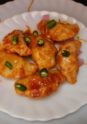 চিকেন ভাপা পিঠে(chicken vapa pithe recipe in bengali) রেসিপির প্রধান ছবি
