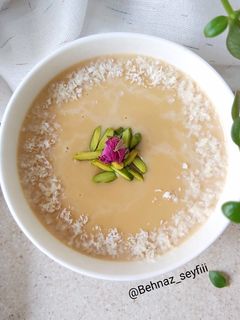 عکسی از دستور فرنی با آرد نخودچی (افطار)