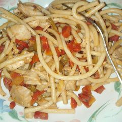 A picture of Chicken spaghetti with cheese & cream.