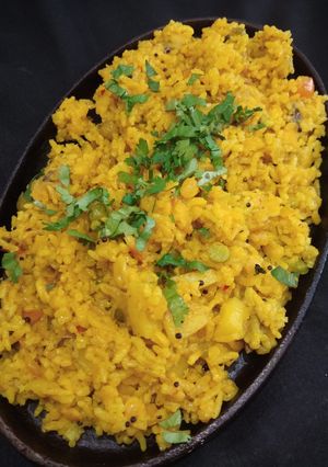 A picture of Rajvadi khichdi.