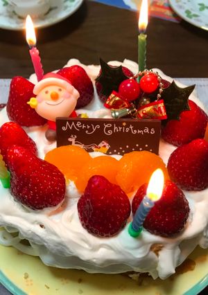 A picture of Christmas cake.