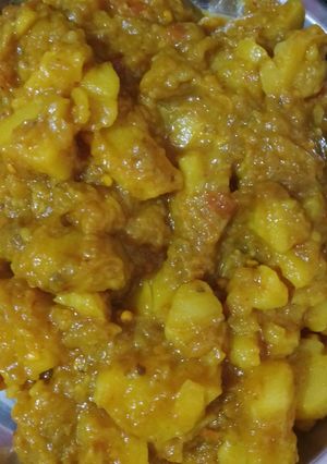बैंगन आलू की सब्जी रेसिपी मुख्य फोटो