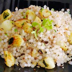 A picture of Khili Khili Sabudana Khichdi | Sago khichdi.