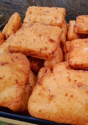 Una foto de Torta FRITA SABORIZADA de Jamón y Queso