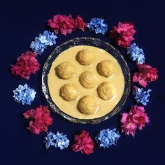 A picture of Sweet Bread Balls.