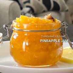 A picture of Pineapple Jam 🍍.
