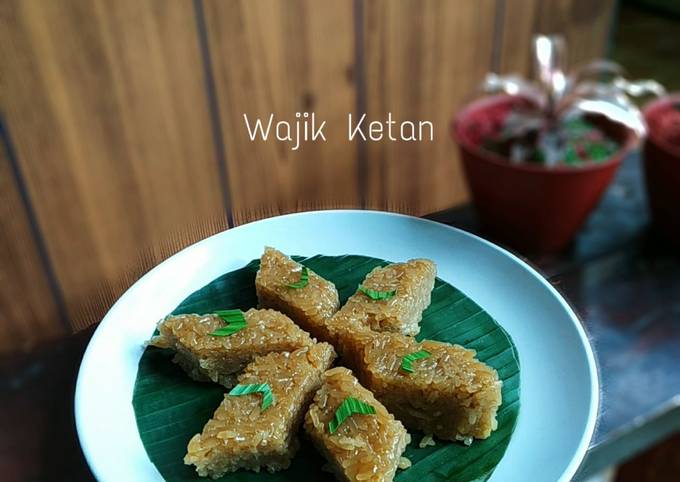 383. Wajik Ketan Gula Merah