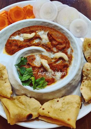 A picture of Kaju masala curry.