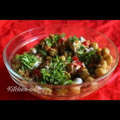 A picture of Chana Chaat.