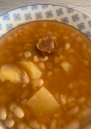 Una foto de Habichuelas con chorizo en olla express
