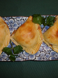 Una foto de EMPANADAS DE PAPAS (SAMOSAS, INDIA). JON STYLE