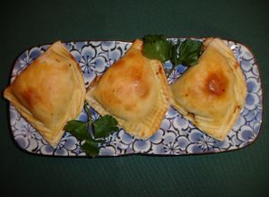 Una foto de EMPANADAS DE PAPAS (SAMOSAS, INDIA). JON STYLE