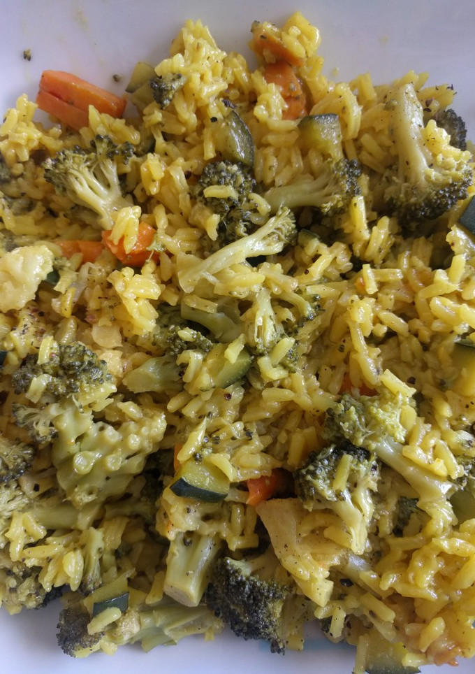 Una foto de Arroz con verduras al curry